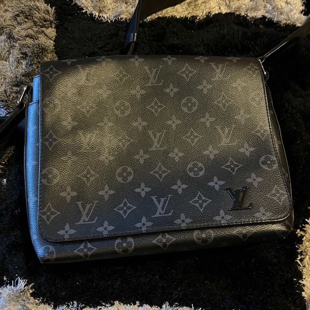 Louis Vuitton Saddle Bag